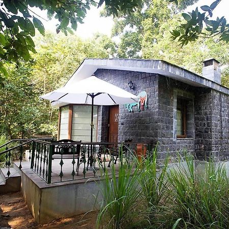 Singinawa Jungle Lodge Kanha Lagma Экстерьер фото