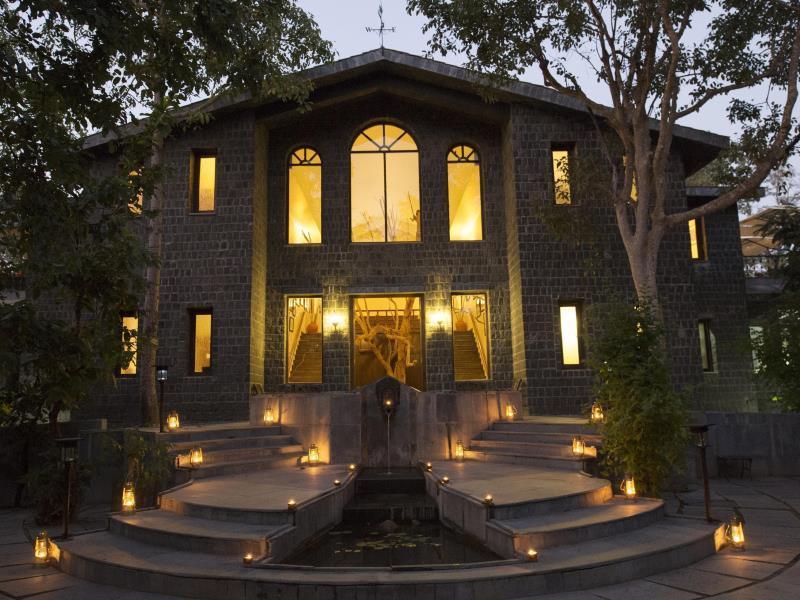 Singinawa Jungle Lodge Kanha Lagma Экстерьер фото